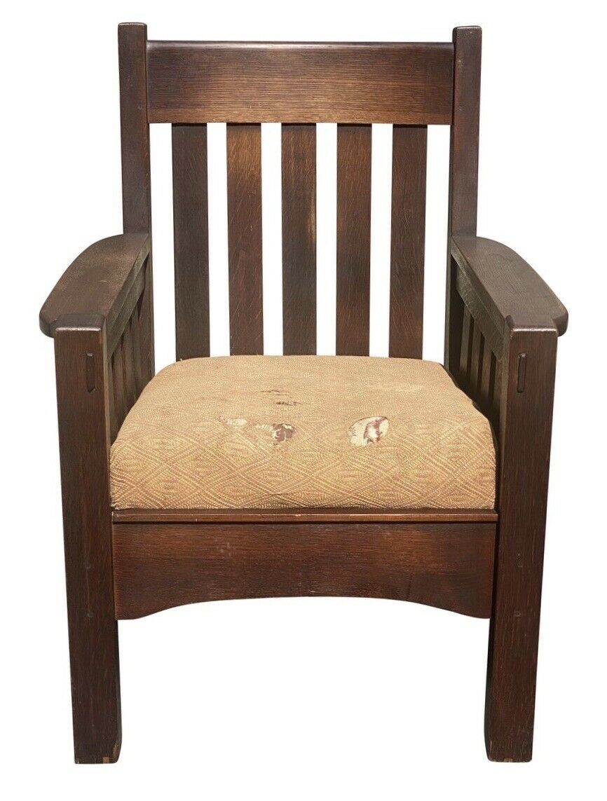 20TH C ANTIQUE ARTS & CRAFTS HARDEN TIGER OAK SLATTED ARM CHAIR