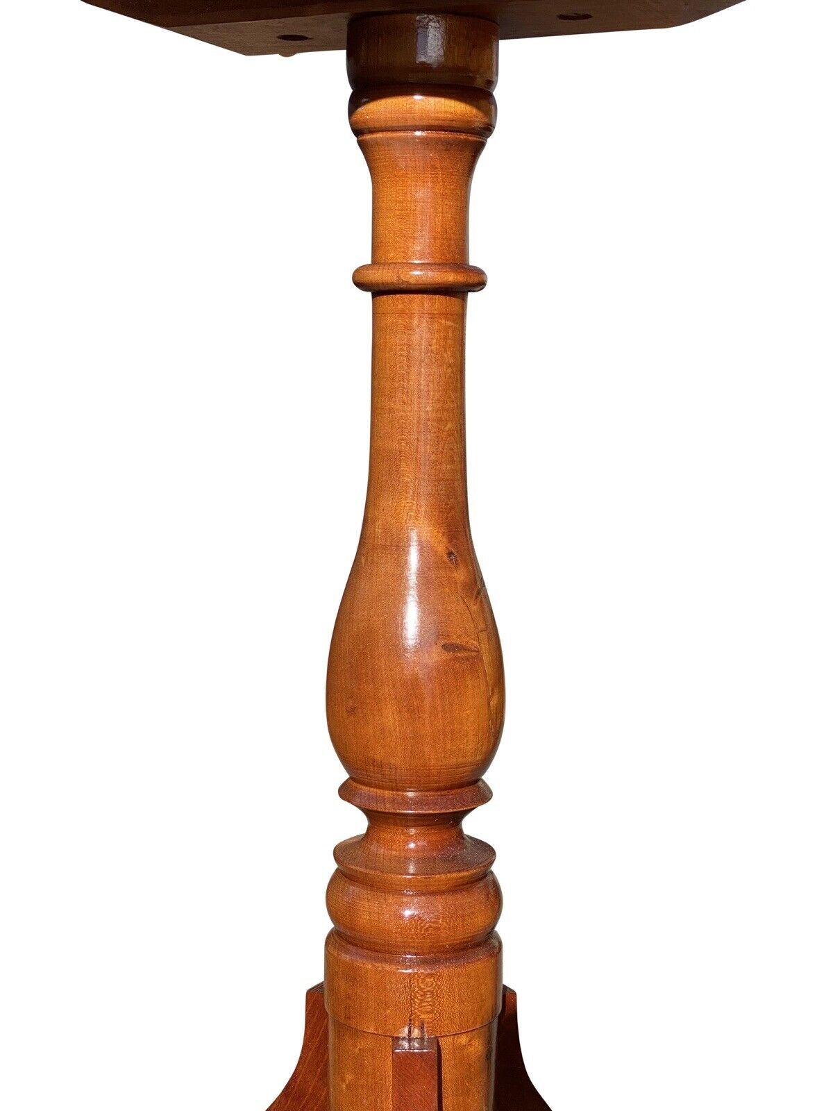 Federal Style New England Cherry Candlestand With Rare Tripod Spider Legs