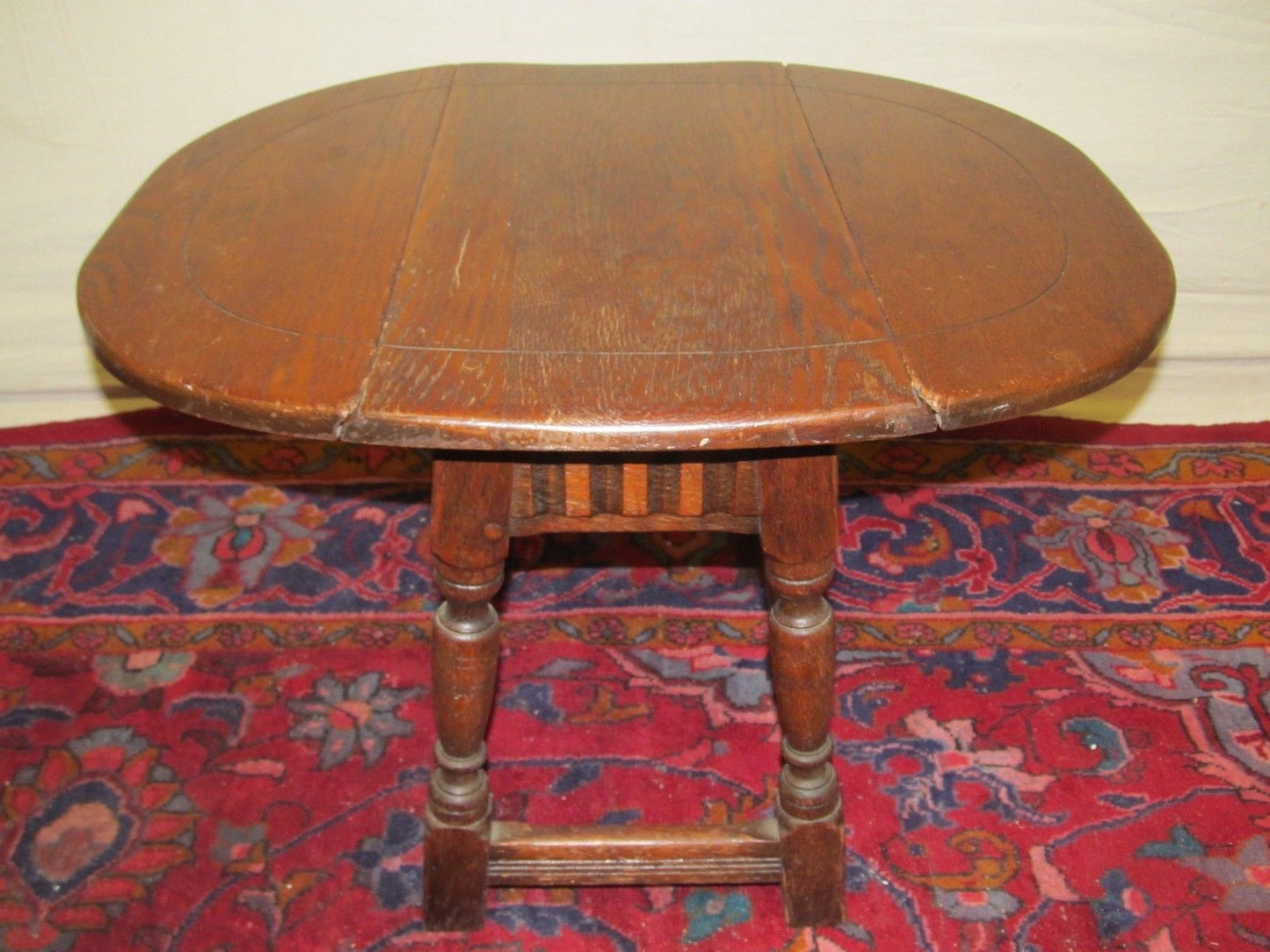 ANTIQUE KITTINGER WILLIAM & MARY STYLE OAK BUTTERFLY TABLE