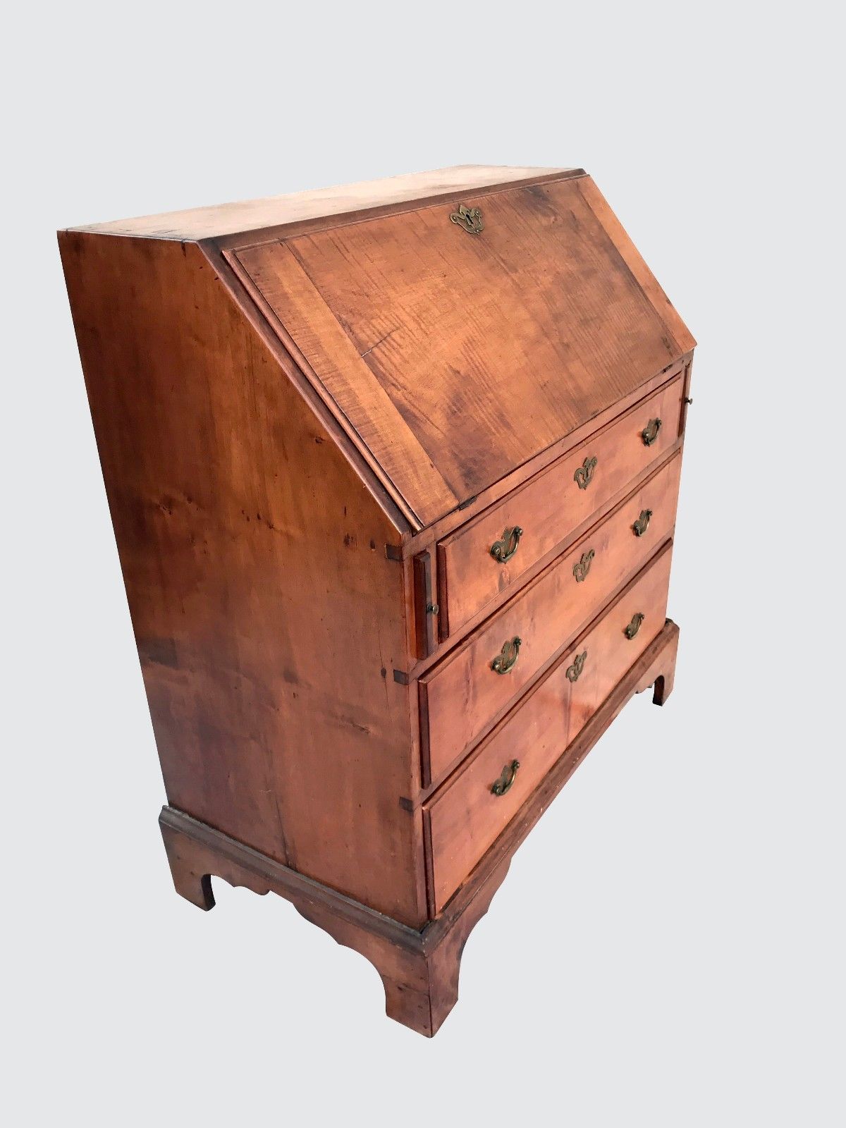 18TH CENTURY QUEEN ANNE PERIOD TIGER MAPLE DESK-A TREASURE!