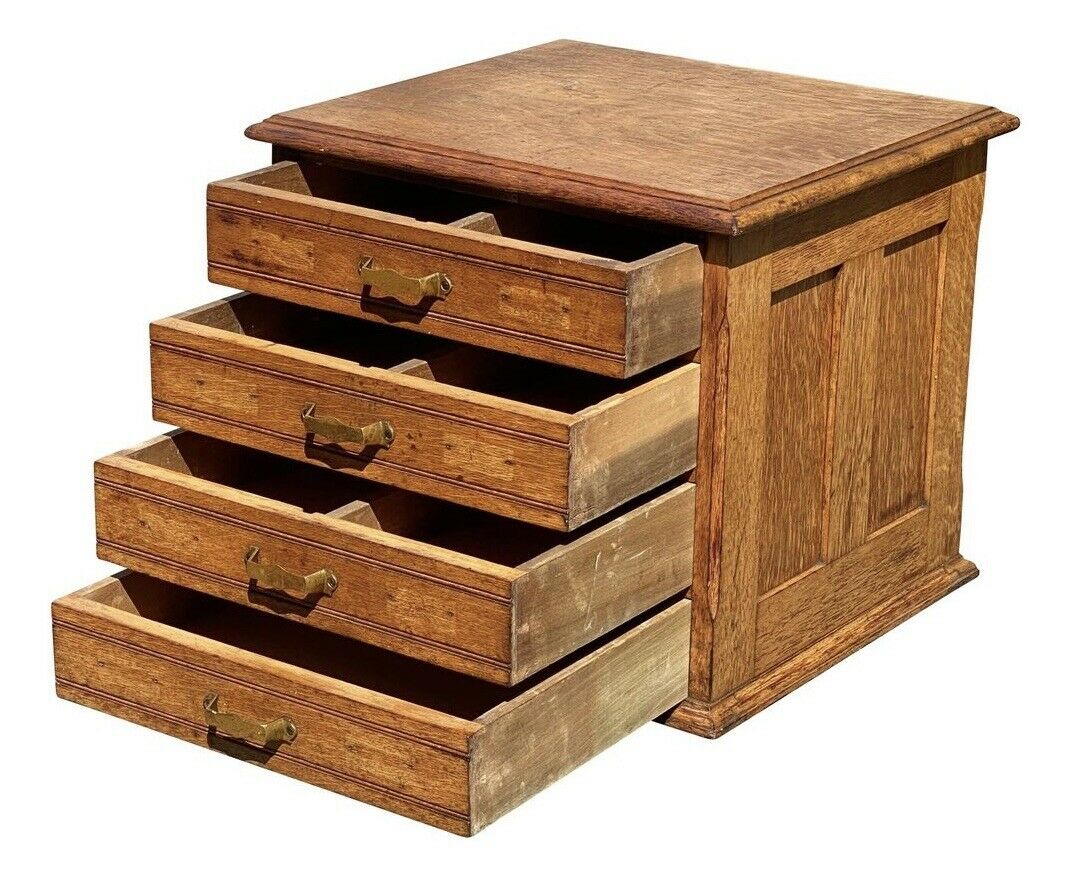 20TH C ANTIQUE TIGER OAK 4 DRAWER LIBRARY BUREAU MAKERS DESKTOP FILE CABINET