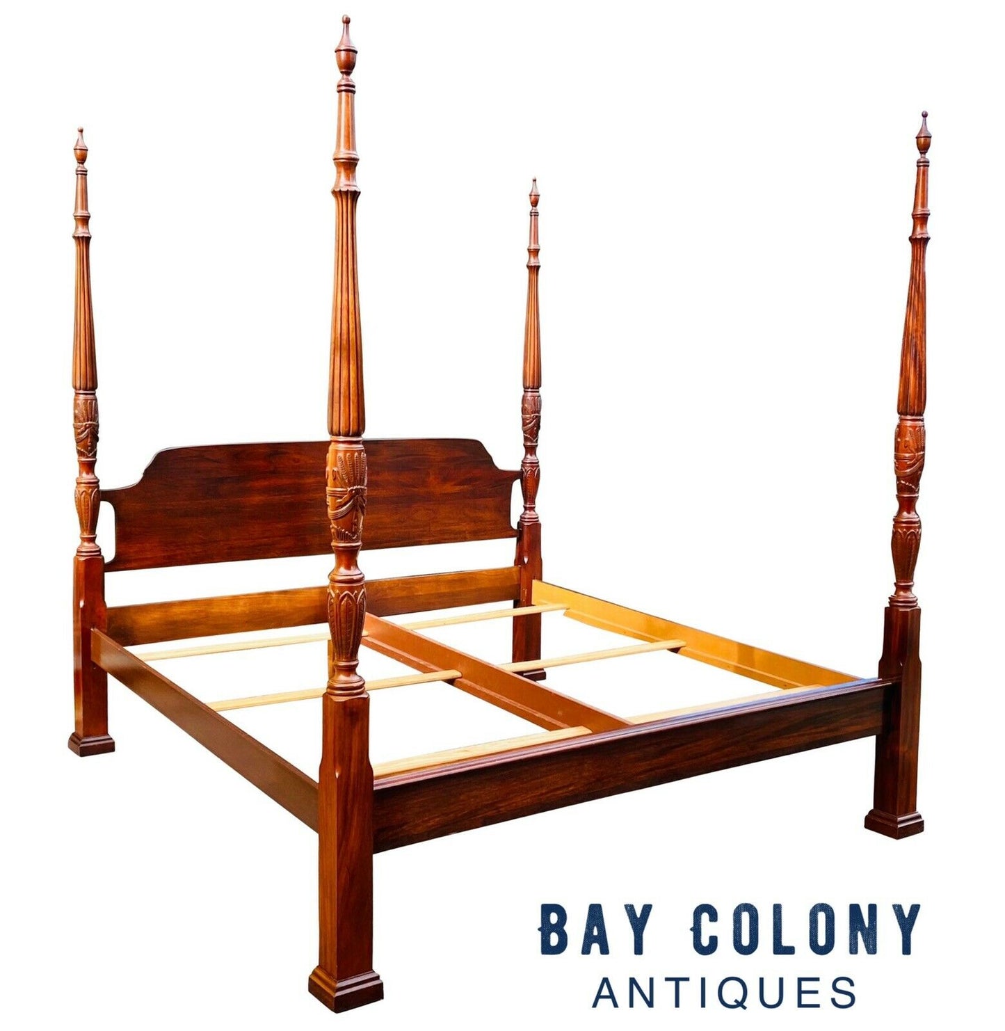 20TH C CHIPPENDALE ANTIQUE STYLE KING SIZE MAHOGANY RICE CARVED PLANTATION BED