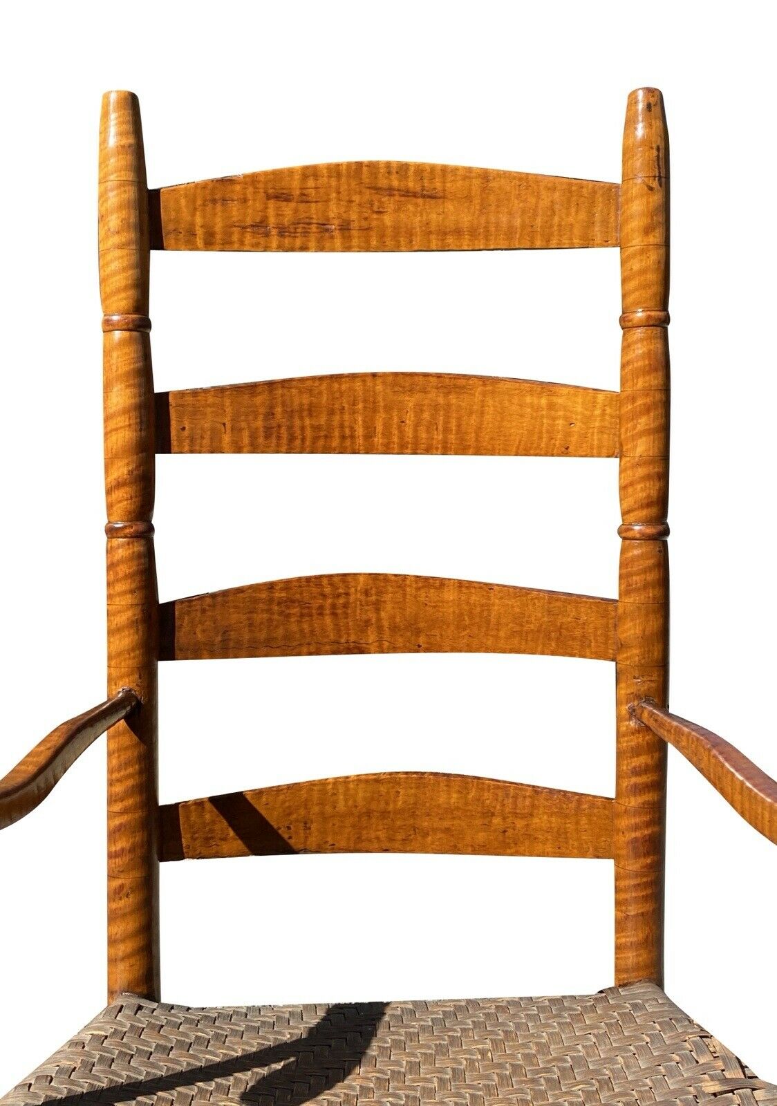 18TH C ANTIQUE NEW ENGLAND QUEEN ANNE TIGER MAPLE LADDER BACK ROCKING CHAIR