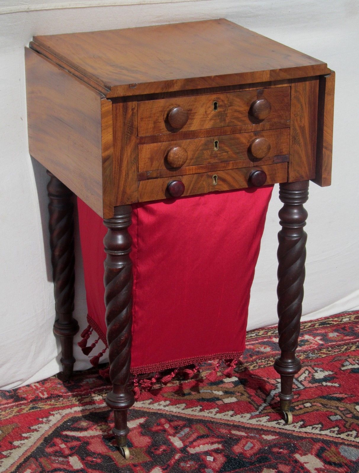 CIRCA 1810'S MAHOGANY SALEM MASS WORK TABLE-WITH FABRIC BAG DRAWER!