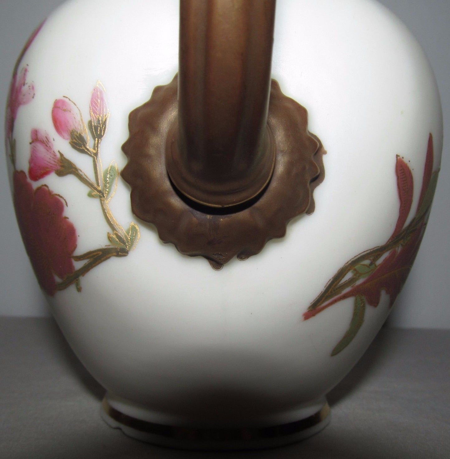 ROYAL WORCESTER CREAMER