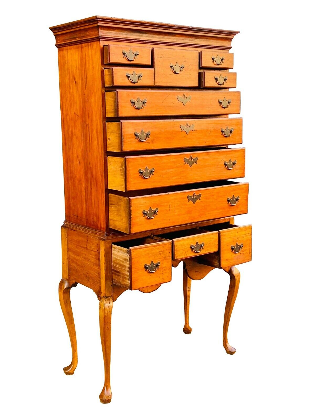 18TH C ANTIQUE QUEEN ANNE CONNECTICUT FLAT TOP HIGHBOY DRESSER / TALL CHEST