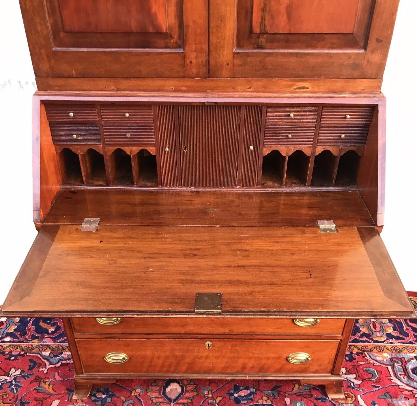 ULTRA RARE 18TH CENTURY CHERRY CONNECTICUT HEPPLEWHITE DOUBLE BLANK DOOR DESK