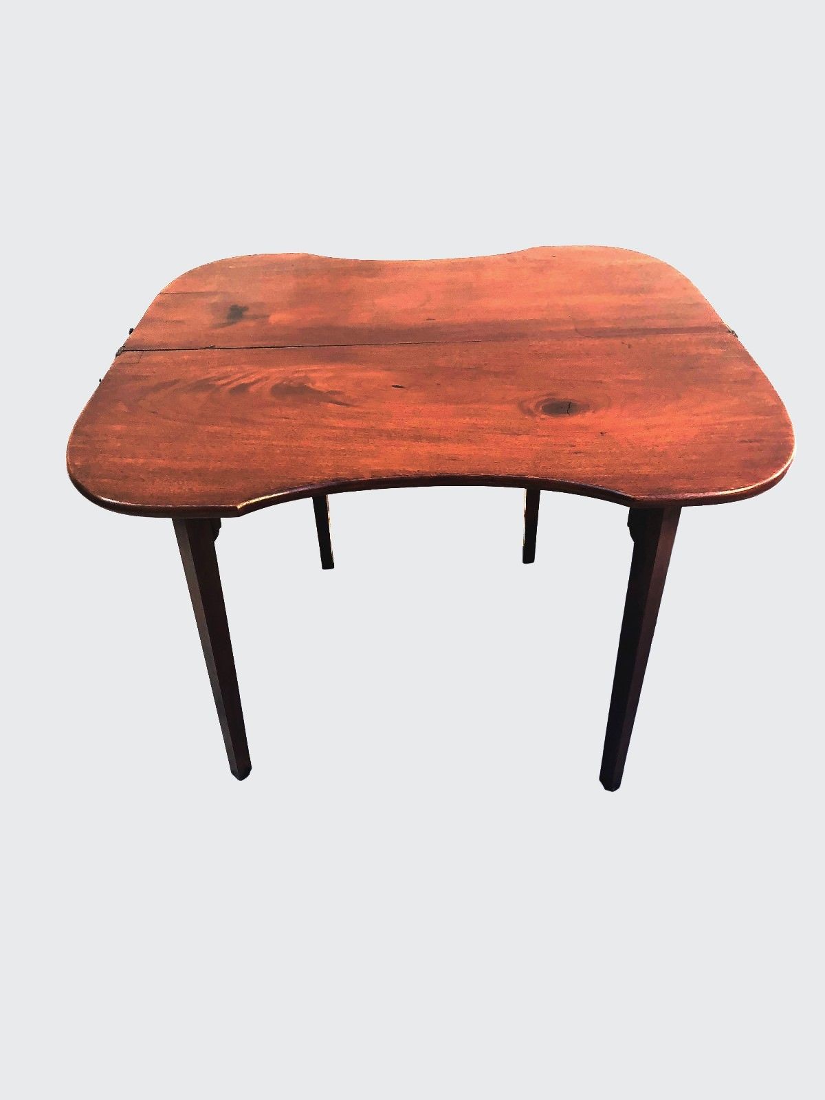18TH CENTURY FEDERAL CONCAVE FORM RHODE ISLAND GAME TABLE IN MAHOGANY-RARE