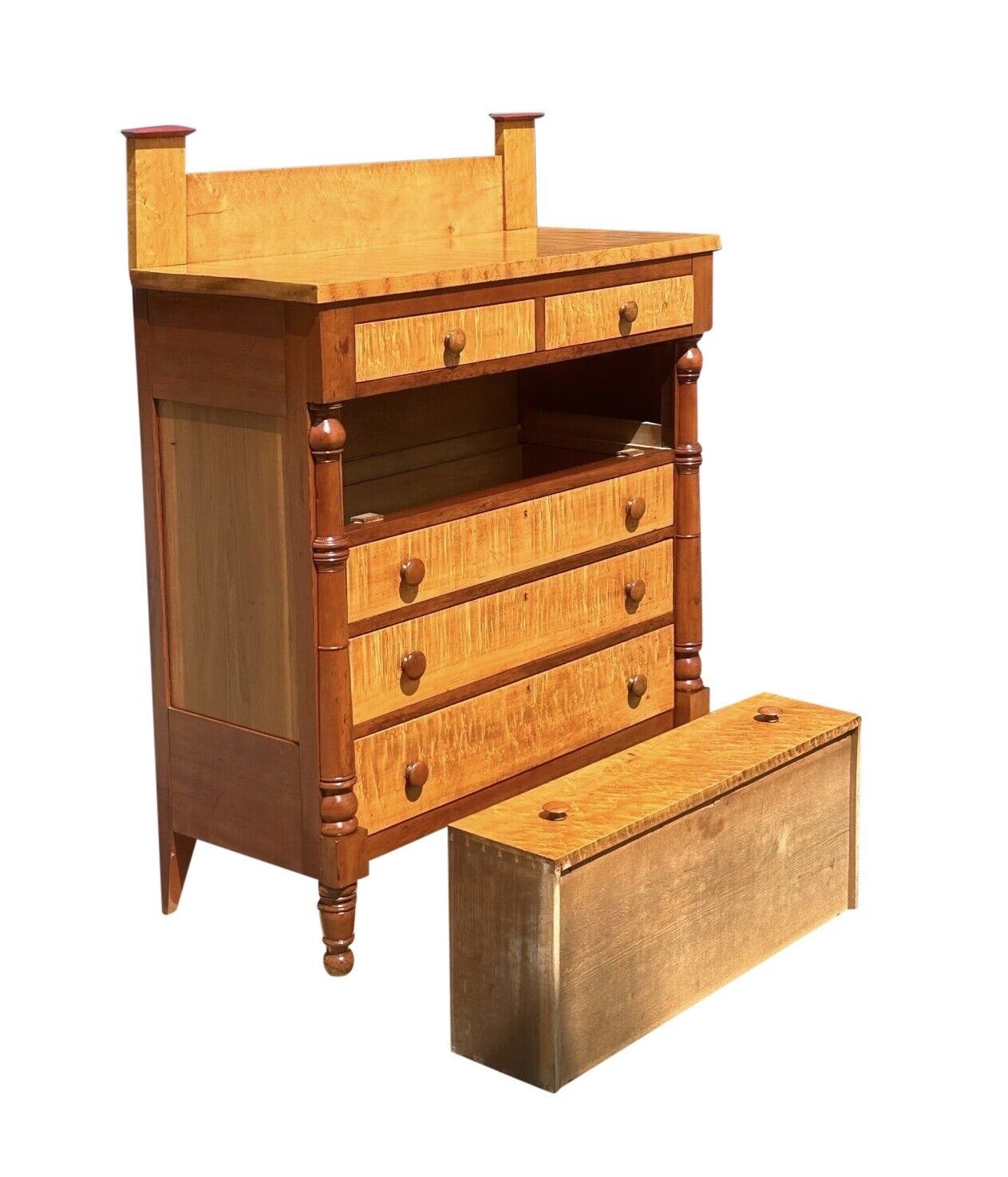 Early 19th Century Federal Birds Eye Maple Chest of Drawers With Cherry & Poplar