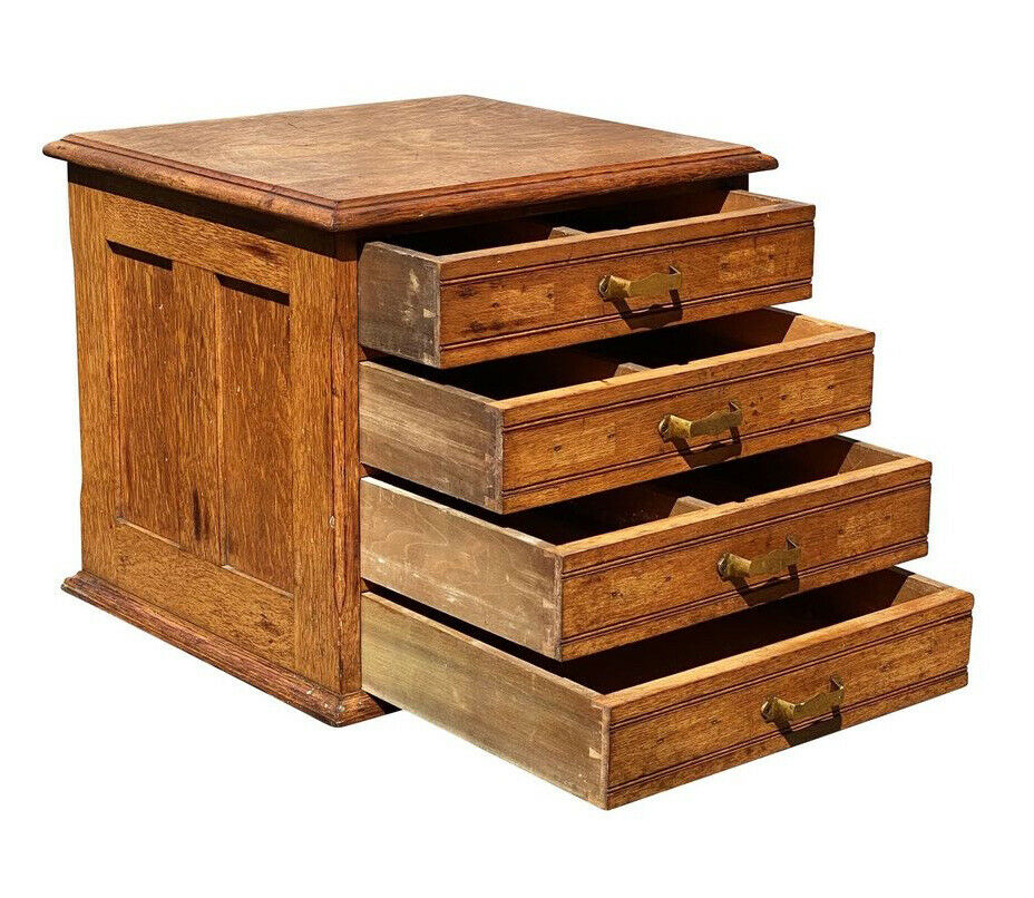 20TH C ANTIQUE TIGER OAK 4 DRAWER LIBRARY BUREAU MAKERS DESKTOP FILE CABINET