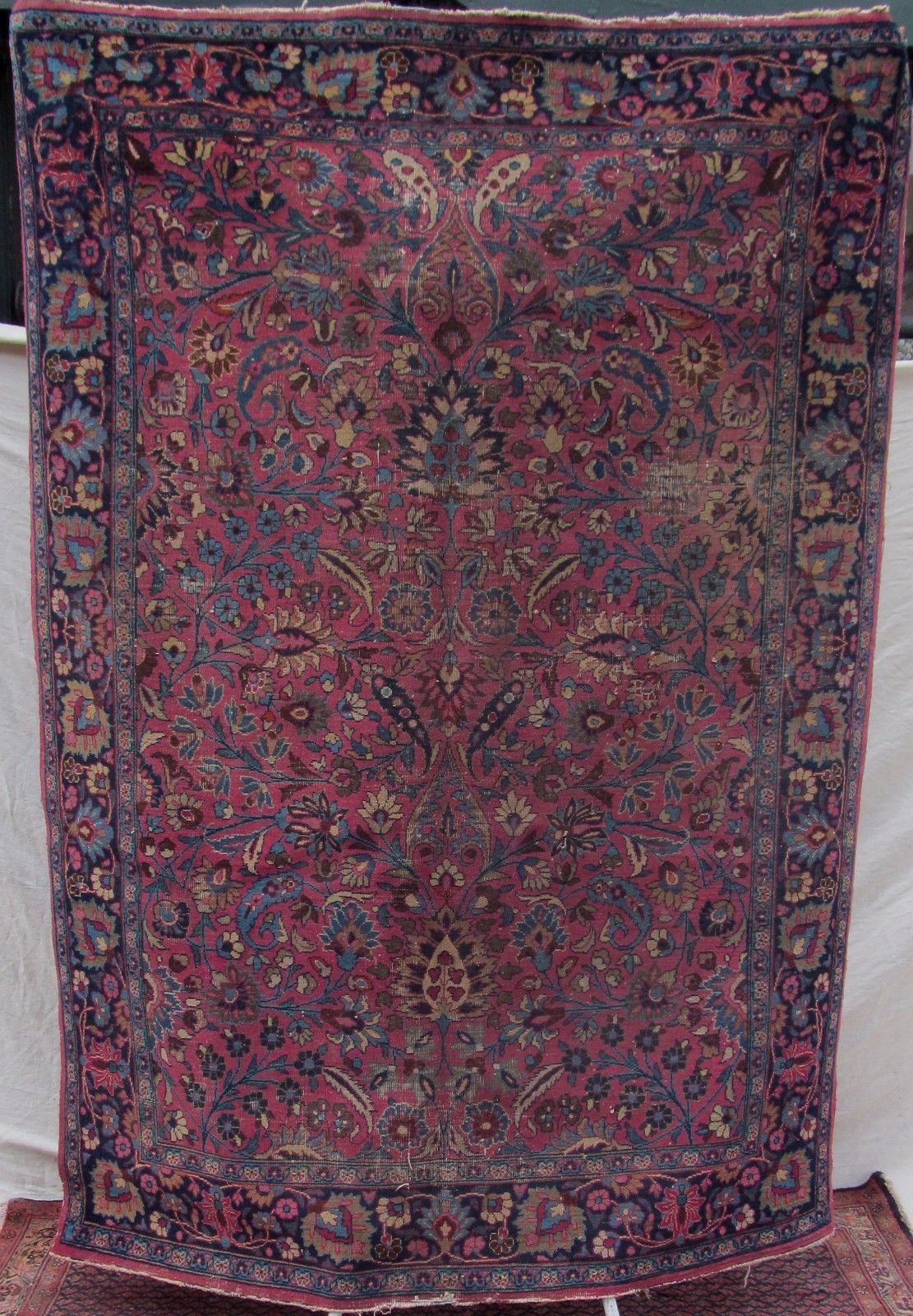 ANTIQUE SAROUK PROGRAM LILLIHAN ESTATE CARPET WITH SOFT COLORWAYS