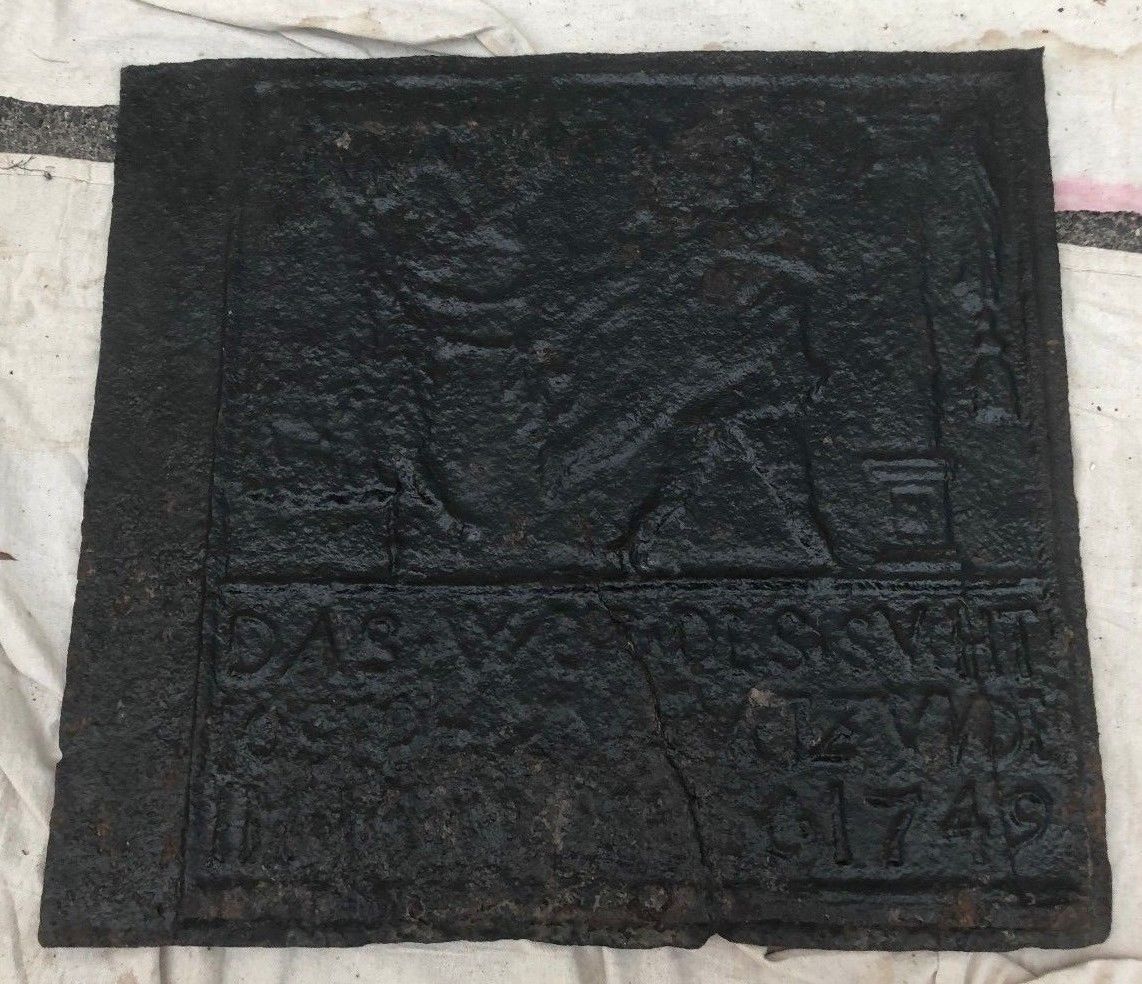 EXCEPTIONALLY IMPORTANT 18TH CENTURY FIREBACK CIRCA 1749 PENNSYLVANIA-RARE!