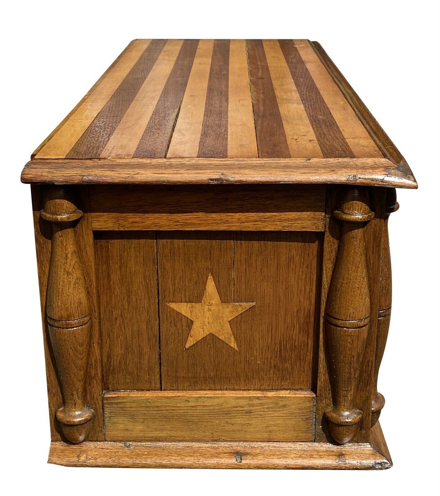 19TH C ANTIQUE FEDERAL PERIOD SOUTHERN WALNUT FOLK ART SPICE BOX / CABINET