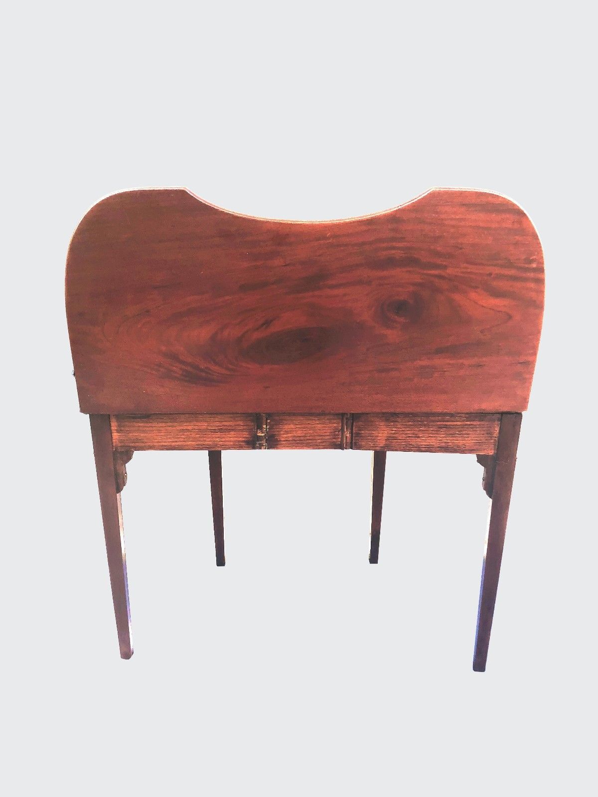 18TH CENTURY FEDERAL CONCAVE FORM RHODE ISLAND GAME TABLE IN MAHOGANY-RARE
