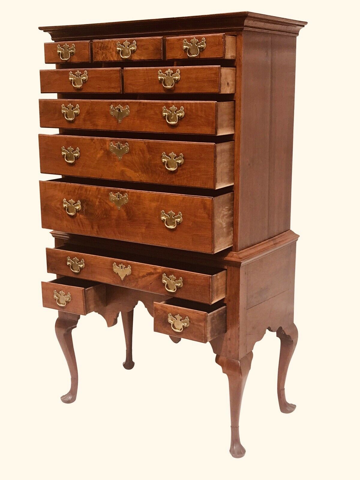 18TH C ANTIQUE QUEEN ANNE PERIOD PHILADELPHIA WALNUT HIGHBOY DRESSER / CHEST