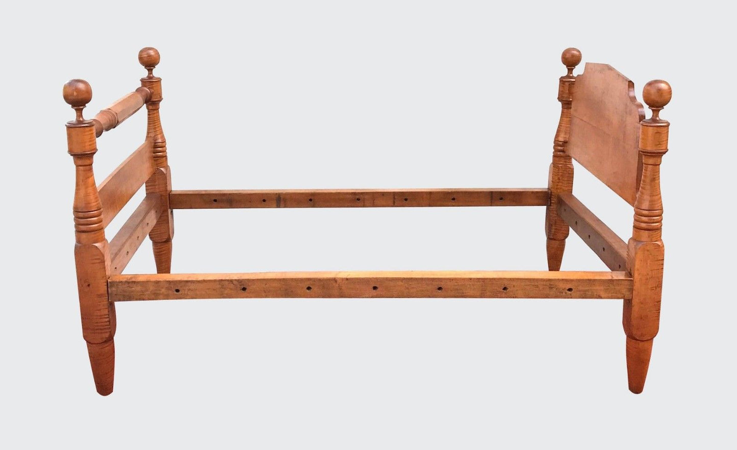 EXCEPTIONALLY FINE SOLID TIGER MAPLE FEDERAL CANNONBALL BED-BOLDEST & BEST GRAIN