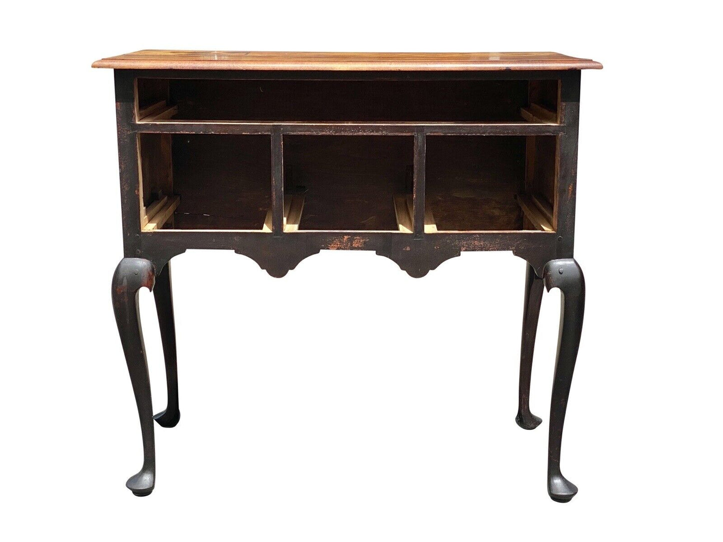 20th C Queen Anne Antique Style Fan Carved New England Lowboy / Dressing Table