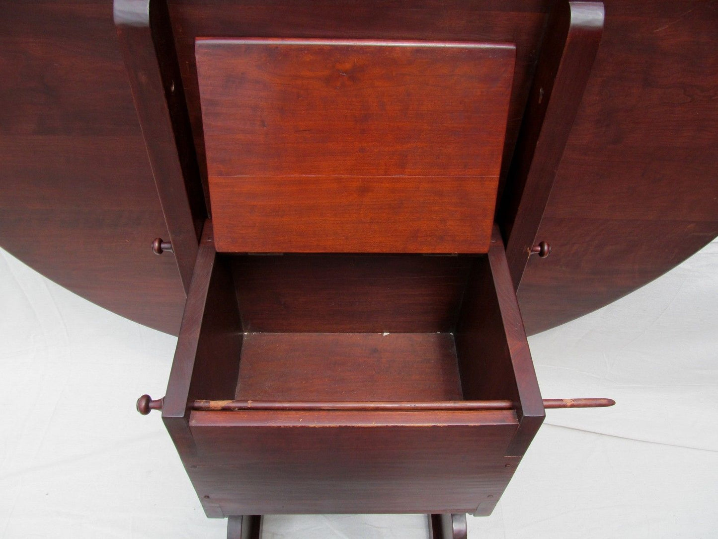 ANTIQUE QUEEN ANNE STYLE OVAL FORM CHERRY SHOE FOOT HUTCH TABLE - WONDERFUL