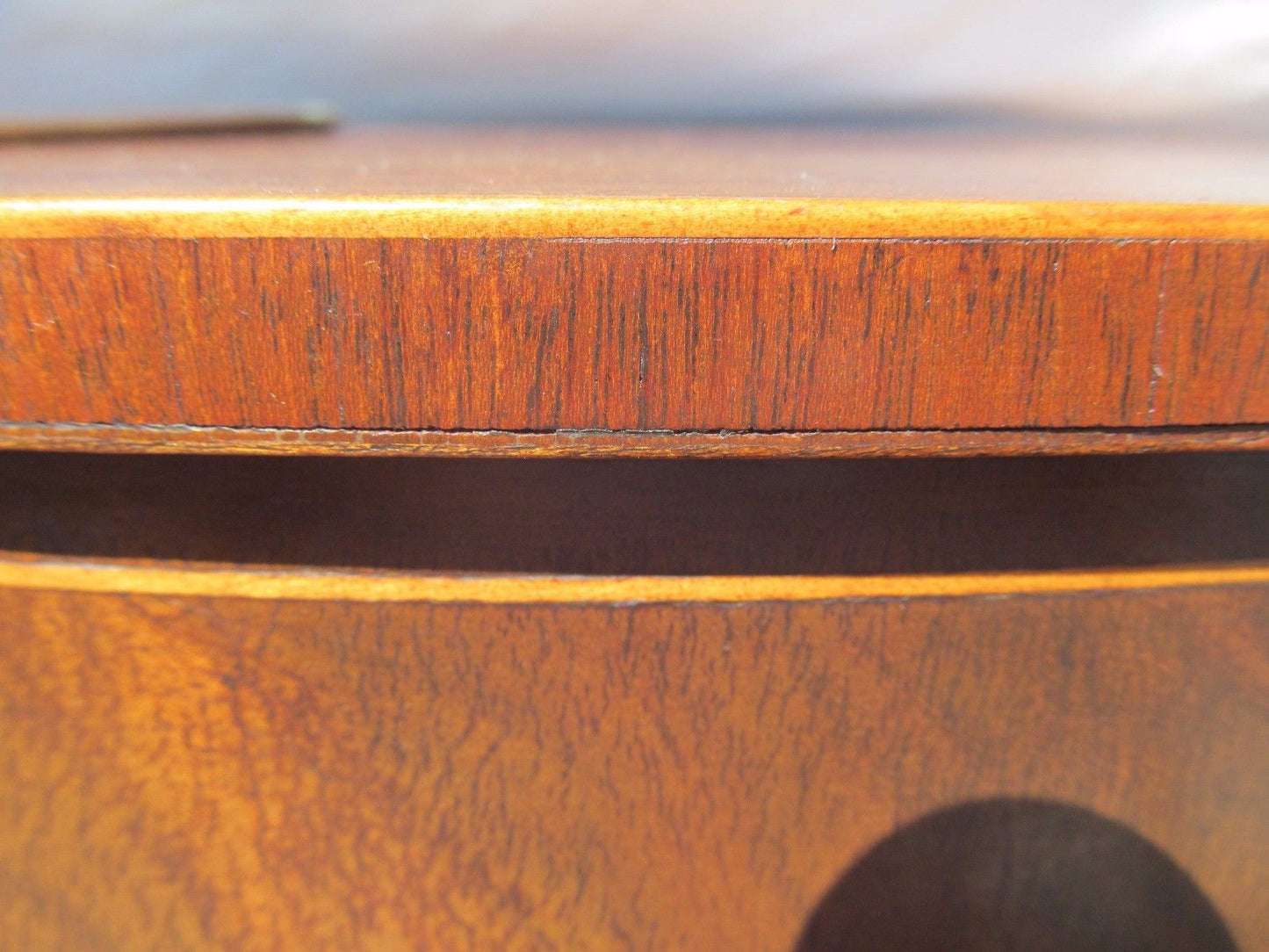 FEDERAL STYLED MAHOGANY PLANTER OVAL FORMED TABLES ON CROSS X STRETCHER BASES