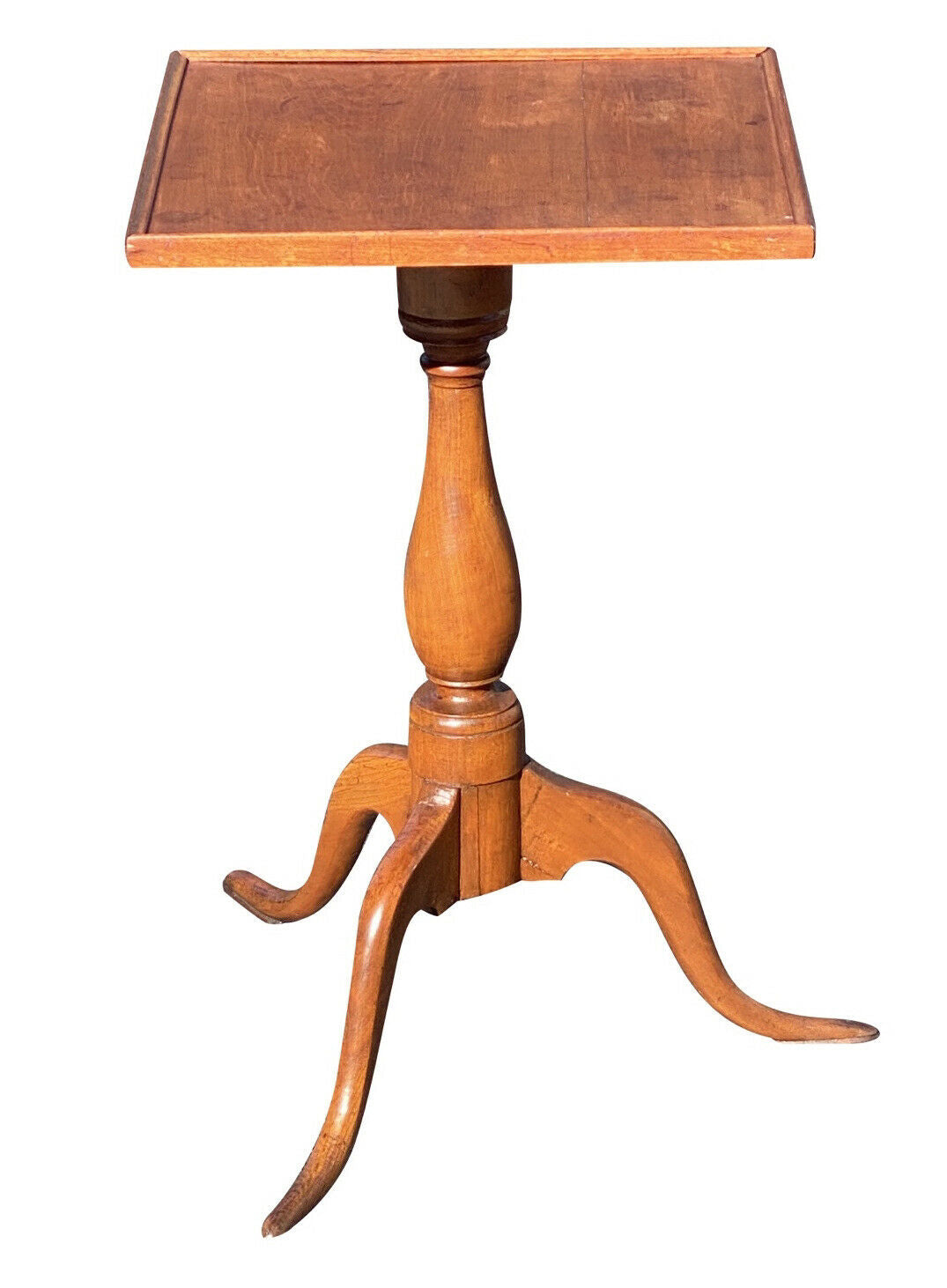 18TH C ANTIQUE QUEEN ANNE CONNECTICUT CHERRY TRAY TOP CANDLE STAND / END TABLE