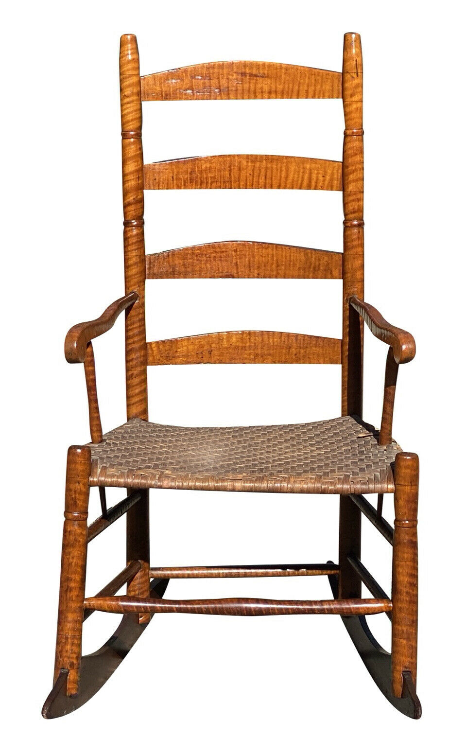 18TH C ANTIQUE NEW ENGLAND QUEEN ANNE TIGER MAPLE LADDER BACK ROCKING CHAIR