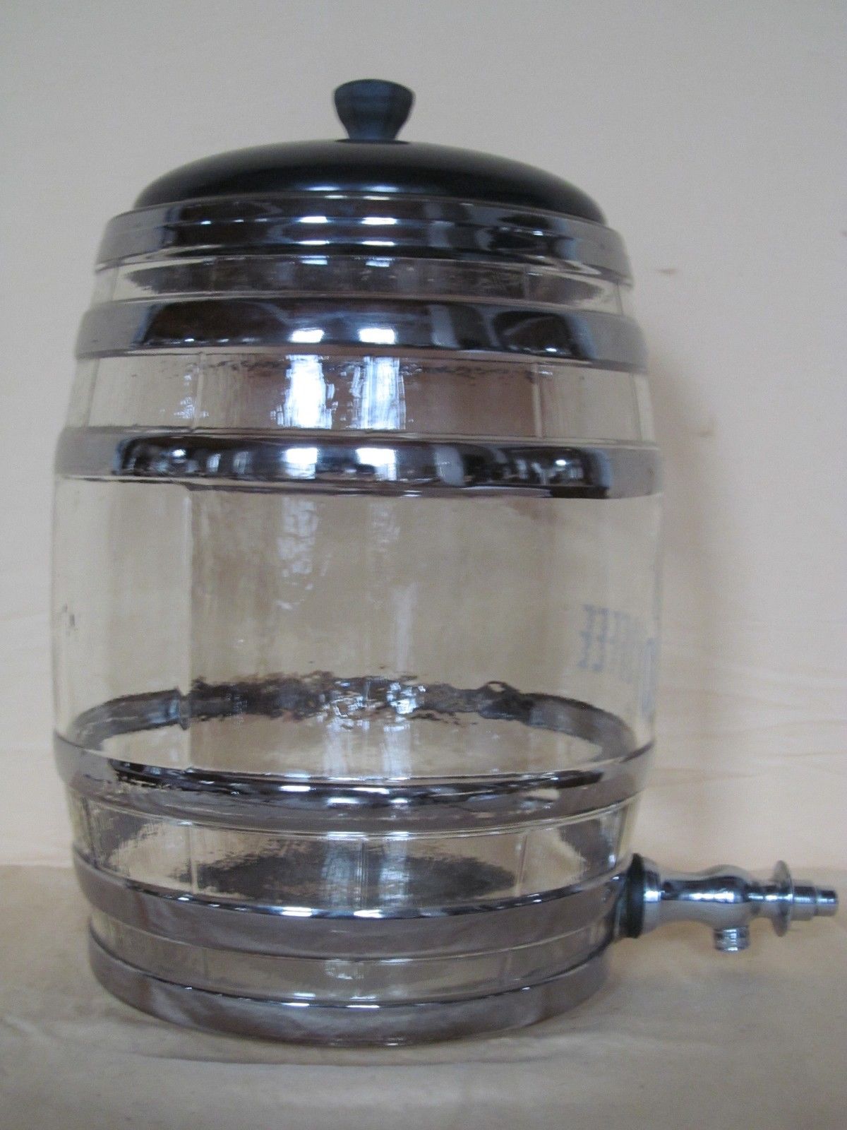 EXCELLENT VINTAGE ICE COFFEE DISPENSER IN CHROME & GLASS BARREL SHAPE