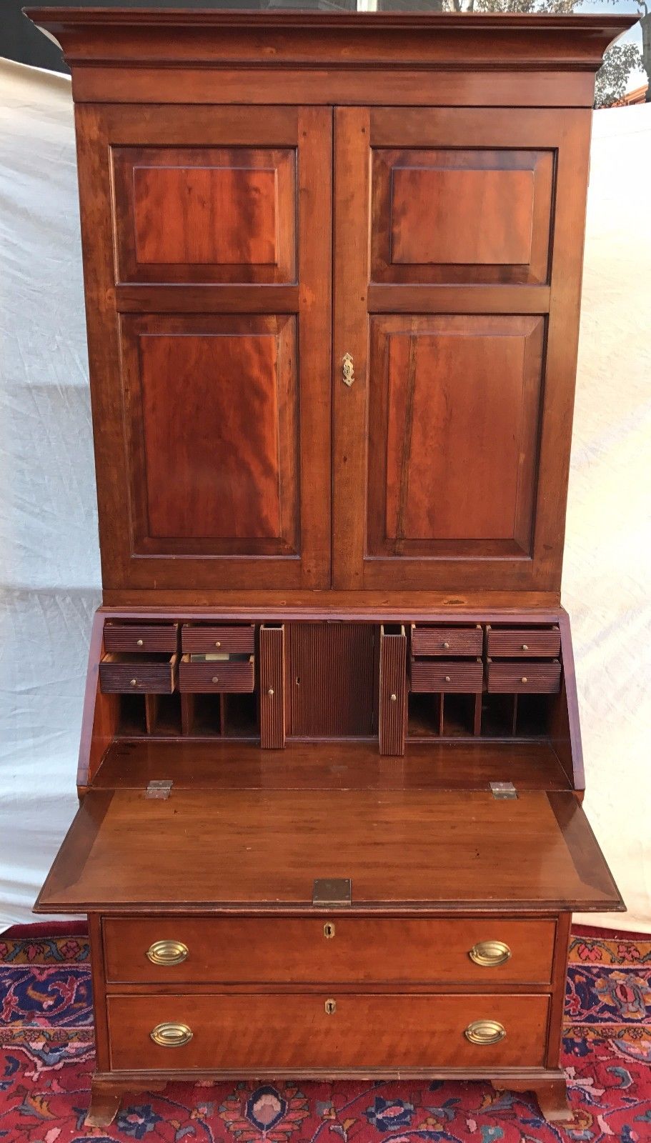 ULTRA RARE 18TH CENTURY CHERRY CONNECTICUT HEPPLEWHITE DOUBLE BLANK DOOR DESK