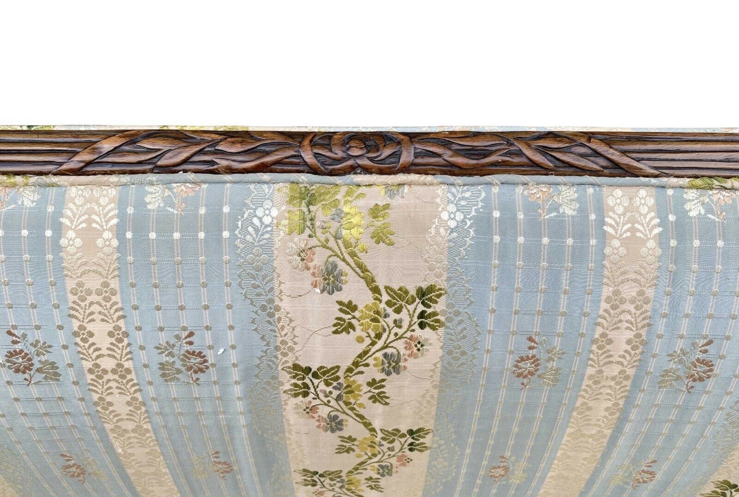 20th C Antique Sheraton Mahogany Sofa W/ Reeded Legs & Conch Shell Inlay