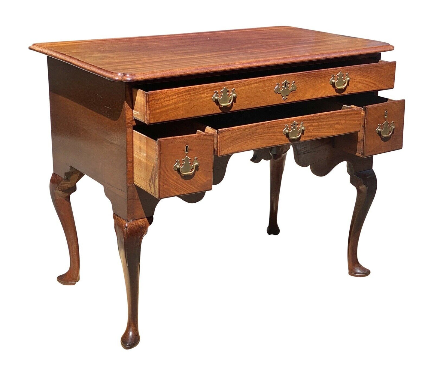 18th C Antique Queen Anne Delaware River Valley Mahogany Dressing Table / Lowboy