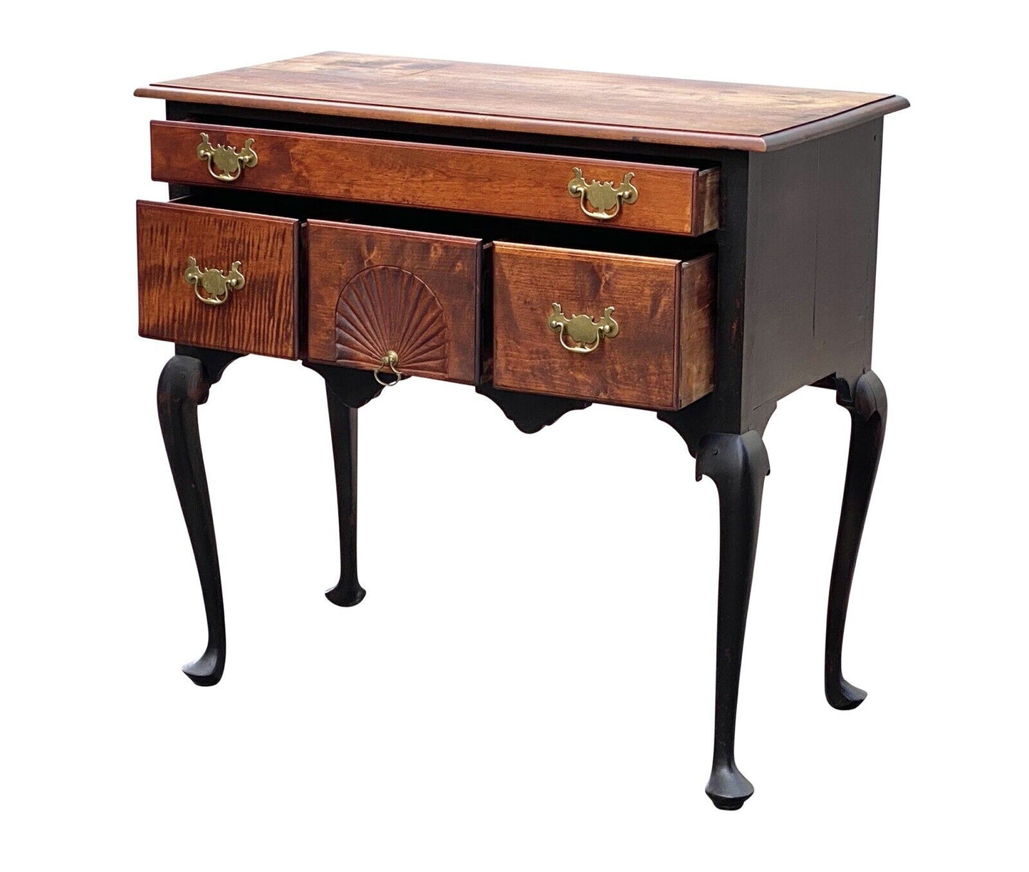 20th C Queen Anne Antique Style Fan Carved New England Lowboy / Dressing Table