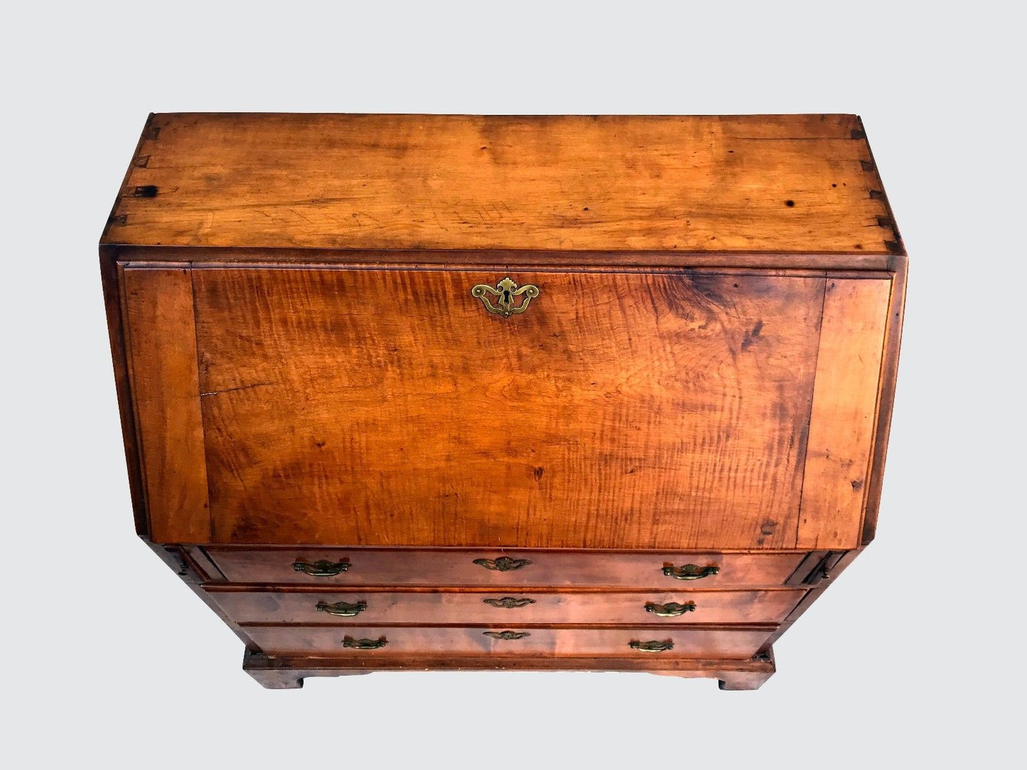 18TH CENTURY QUEEN ANNE PERIOD TIGER MAPLE DESK-A TREASURE!