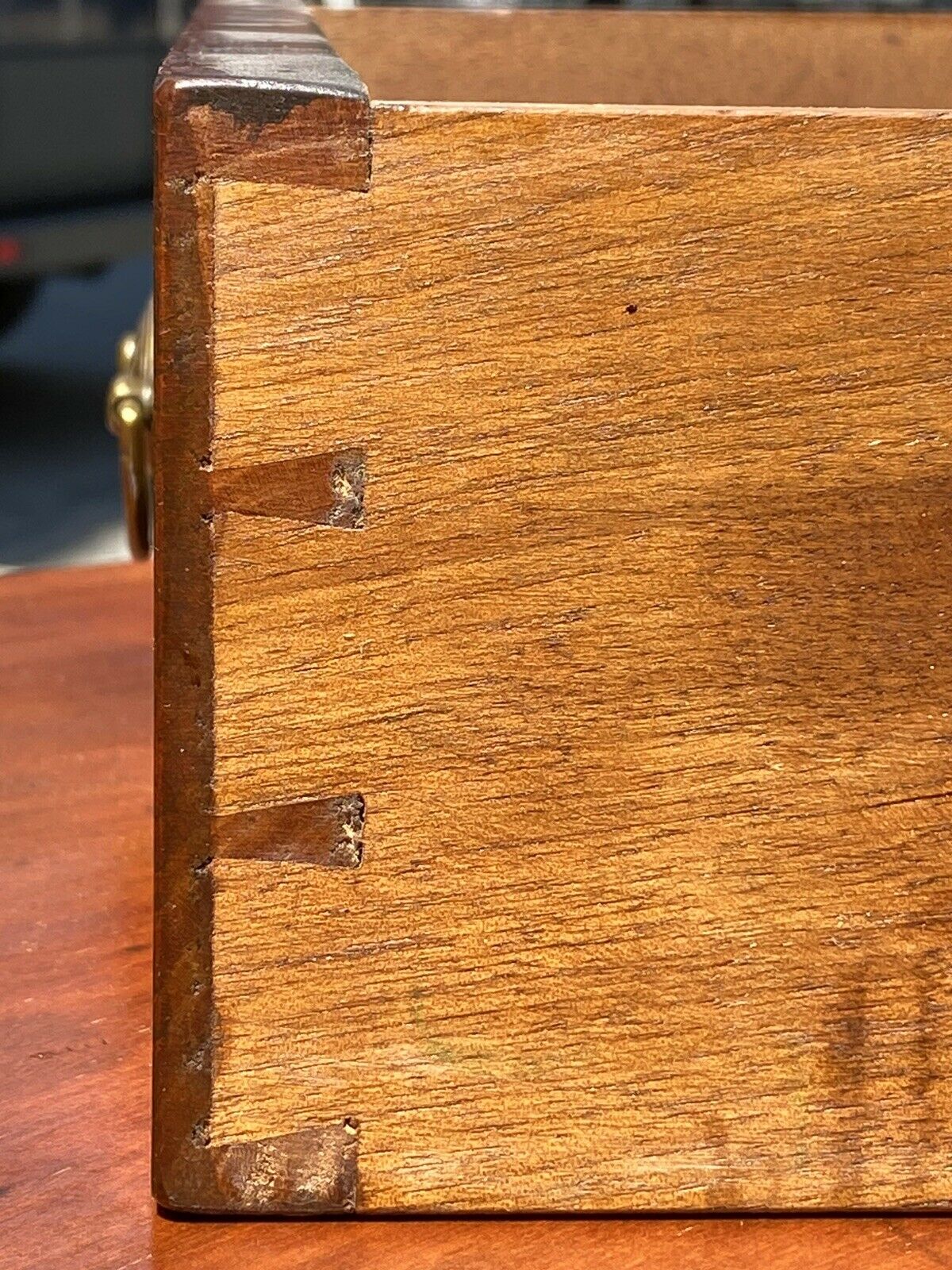 19TH C ANTIQUE FEDERAL PERIOD PENNSYLVANIA CHERRY 2 DRAWER BLANKET BOX