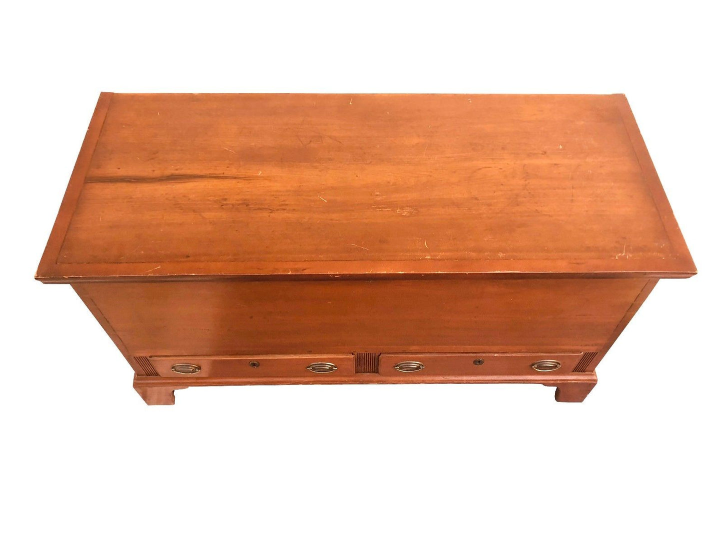 18TH CENTURY QUEEN ANNE PENNSYLVANIA BRACKET CHEST ON BRACKET FEET