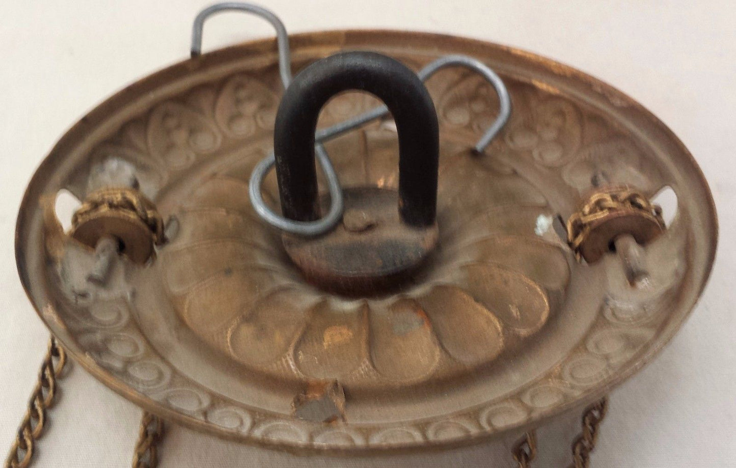 VICTORIAN OPALESCENT GLASS HANGING LANTERN LAMP ON TROLLEY CHAIN
