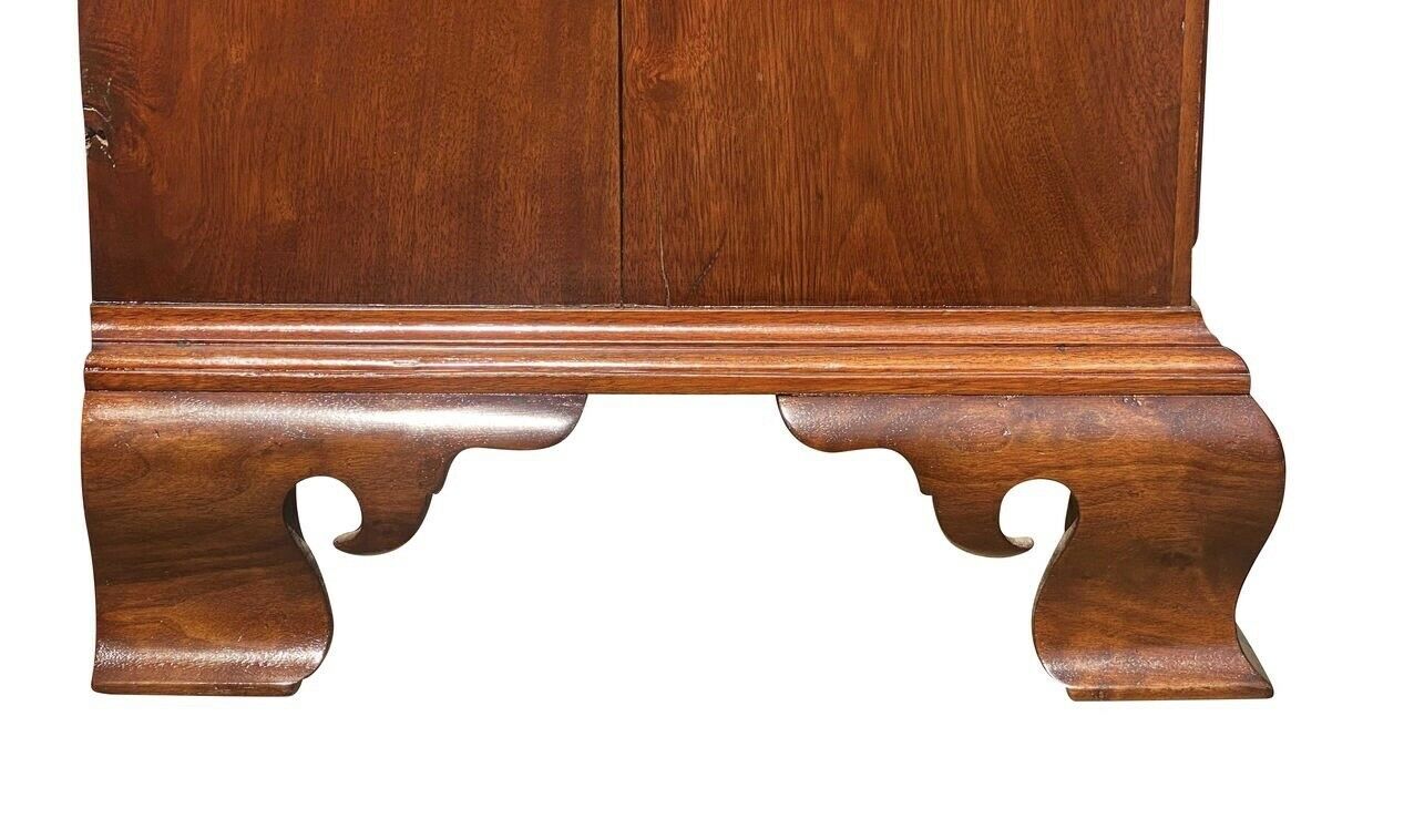 18TH C ANTIQUE CHIPPENDALE PENNSYLVANIA WALNUT BACHELORS CHEST / DRESSER