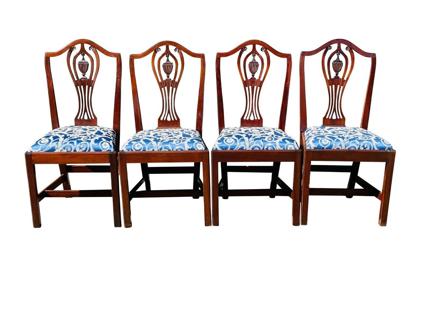 20TH C CHIPPENDALE ANTIQUE STYLE SET OF 8 CHERRY DINING CHAIRS