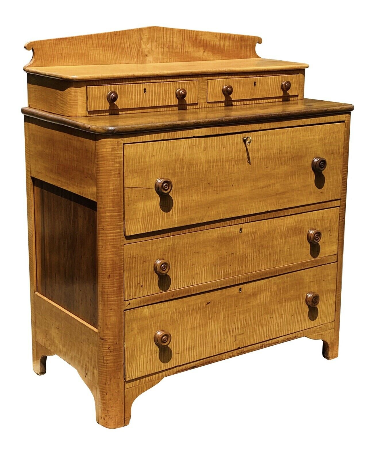 19TH C ANTIQUE FEDERAL PERIOD OHIO RIVER VALLEY TIGER MAPLE DRESSER / CHEST