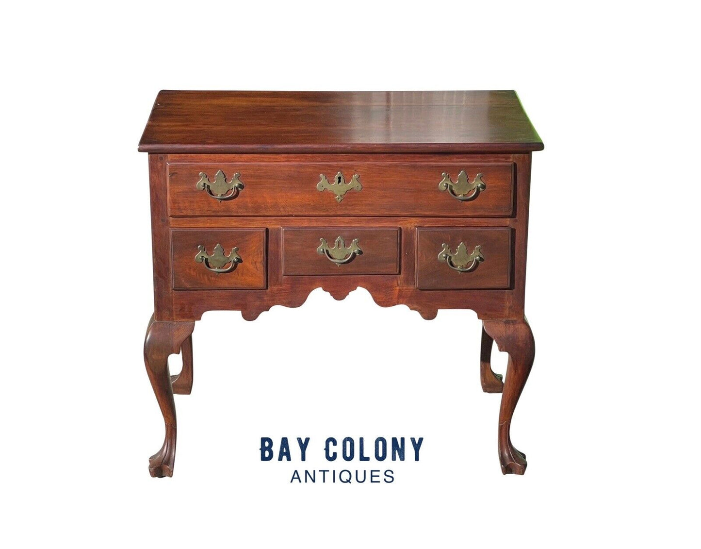 Antique Queen Anne Pennsylvania Walnut Dressing Table / Lowboy With Trifid Feet