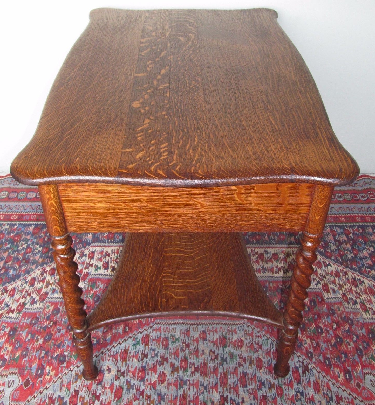 VICTORIAN SOLID TIGER OAK DESK WITH BARLEY TWIST LEGS
