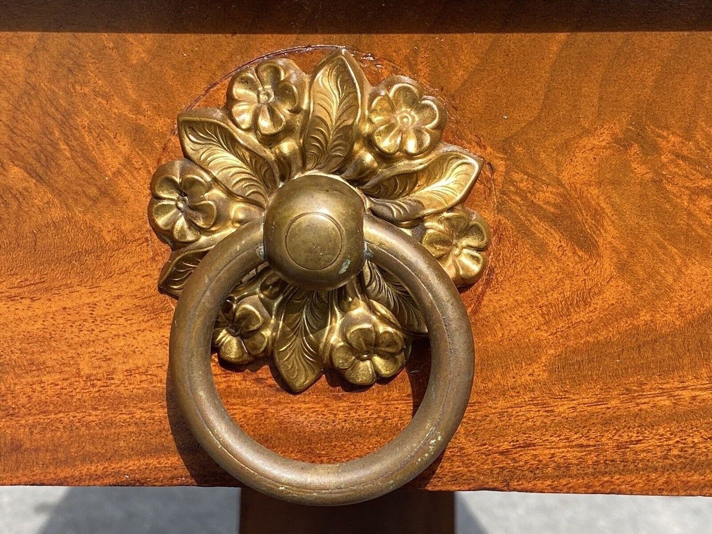Early 19th Century Federal Mahogany Dropleaf Table With Brass Floral Ring Pulls