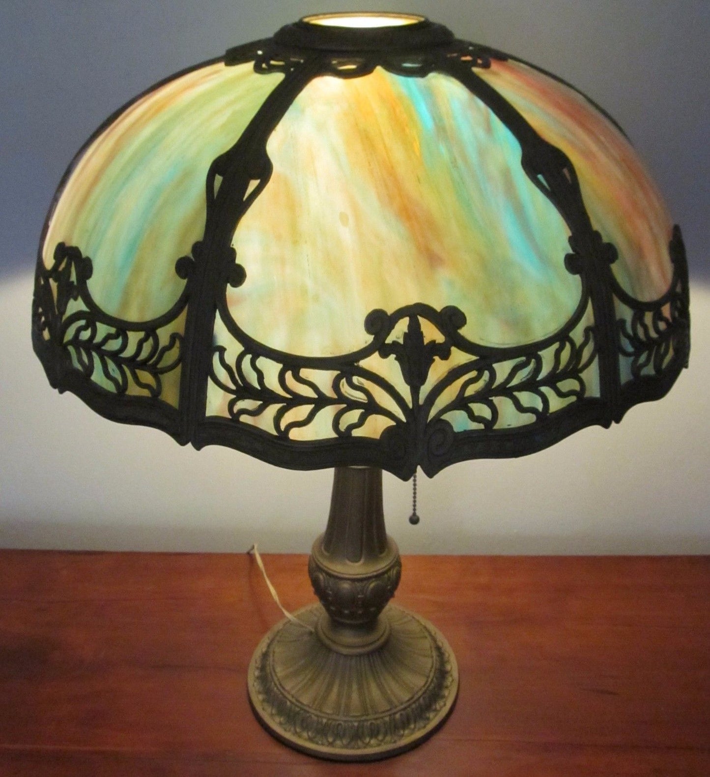 ANTIQUE ARTS & CRAFTS TABLE LAMP WITH SIX PANEL BLUE SHADE