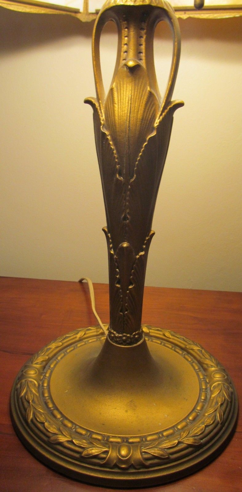 ARTS & CRAFTS MILLER TABLE LAMP WITH CARAMEL COLORED 6 PANEL FILIGREE SHADE