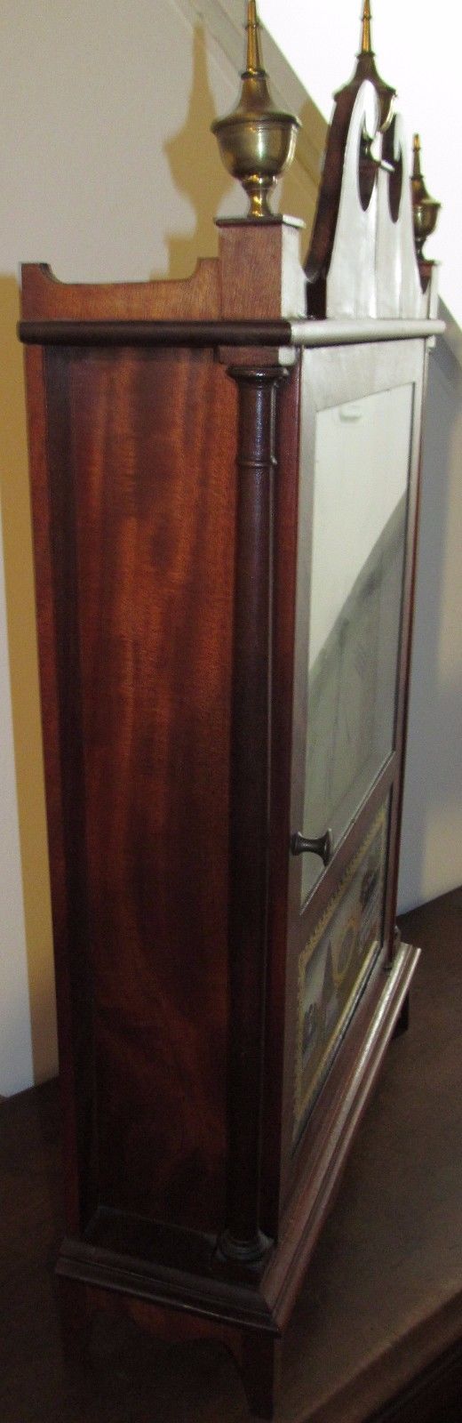 FEDERAL STYLED MAHOGANY REVERSE PAINTED SHELF CLOCK