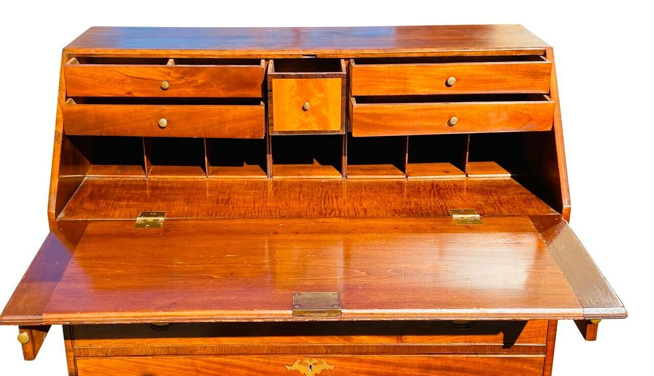 19TH C ANTIQUE AMERICAN HEPPLEWHITE MAHOGANY SLANT LID SECRETARY DESK