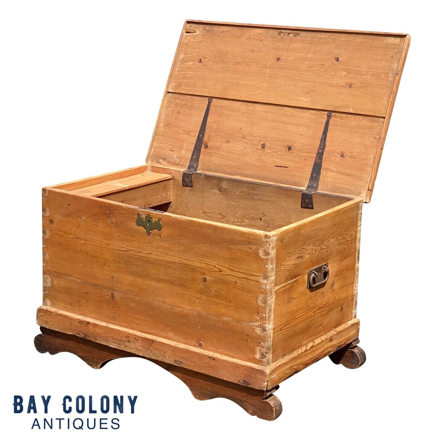 Antique Queen Anne Scrubbed Pine Blanket Chest / Blanket Box