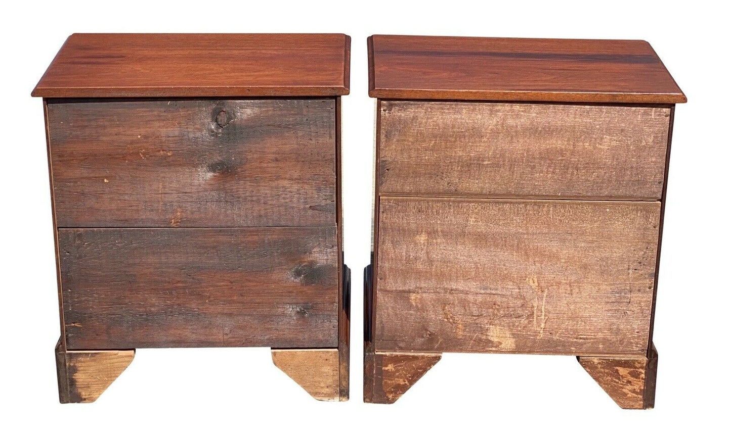 19th Century Antique Pair of Mahogany Bachelors Chests / Nightstands