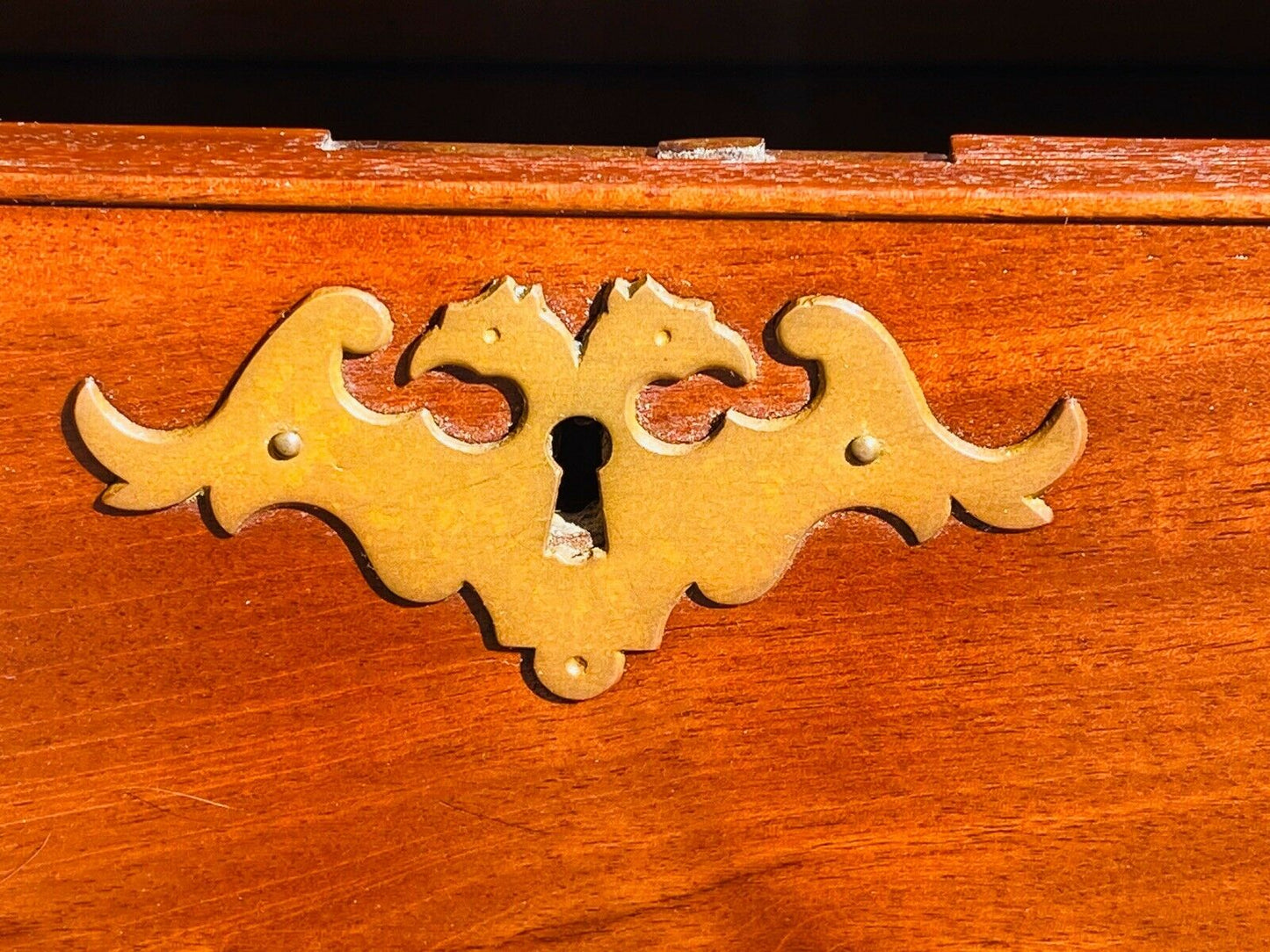19TH C ANTIQUE AMERICAN HEPPLEWHITE MAHOGANY SLANT LID SECRETARY DESK