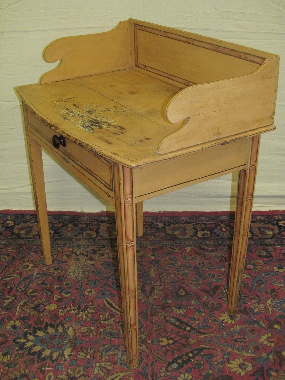 EARLY 19TH CENTURY HEPPLEWHITE RARE BAMBOO PAINTED WASH STAND