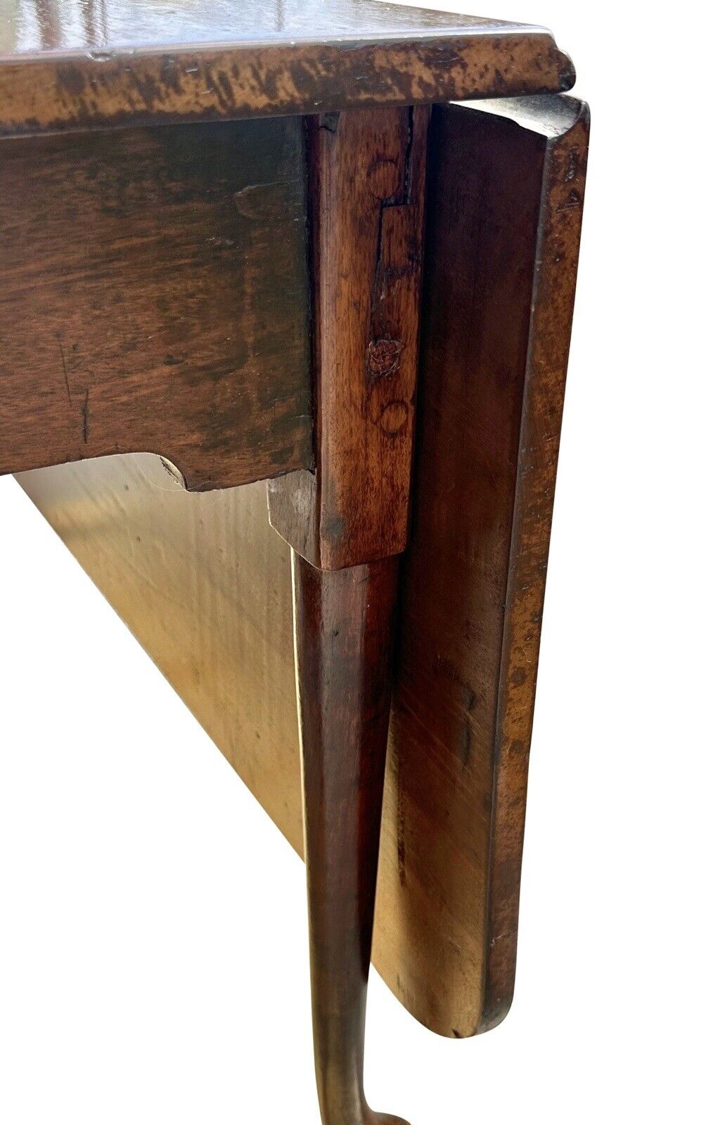 18th Century Queen Anne Boston Mahogany Dropleaf Dining Table Circa 1760 - 1780