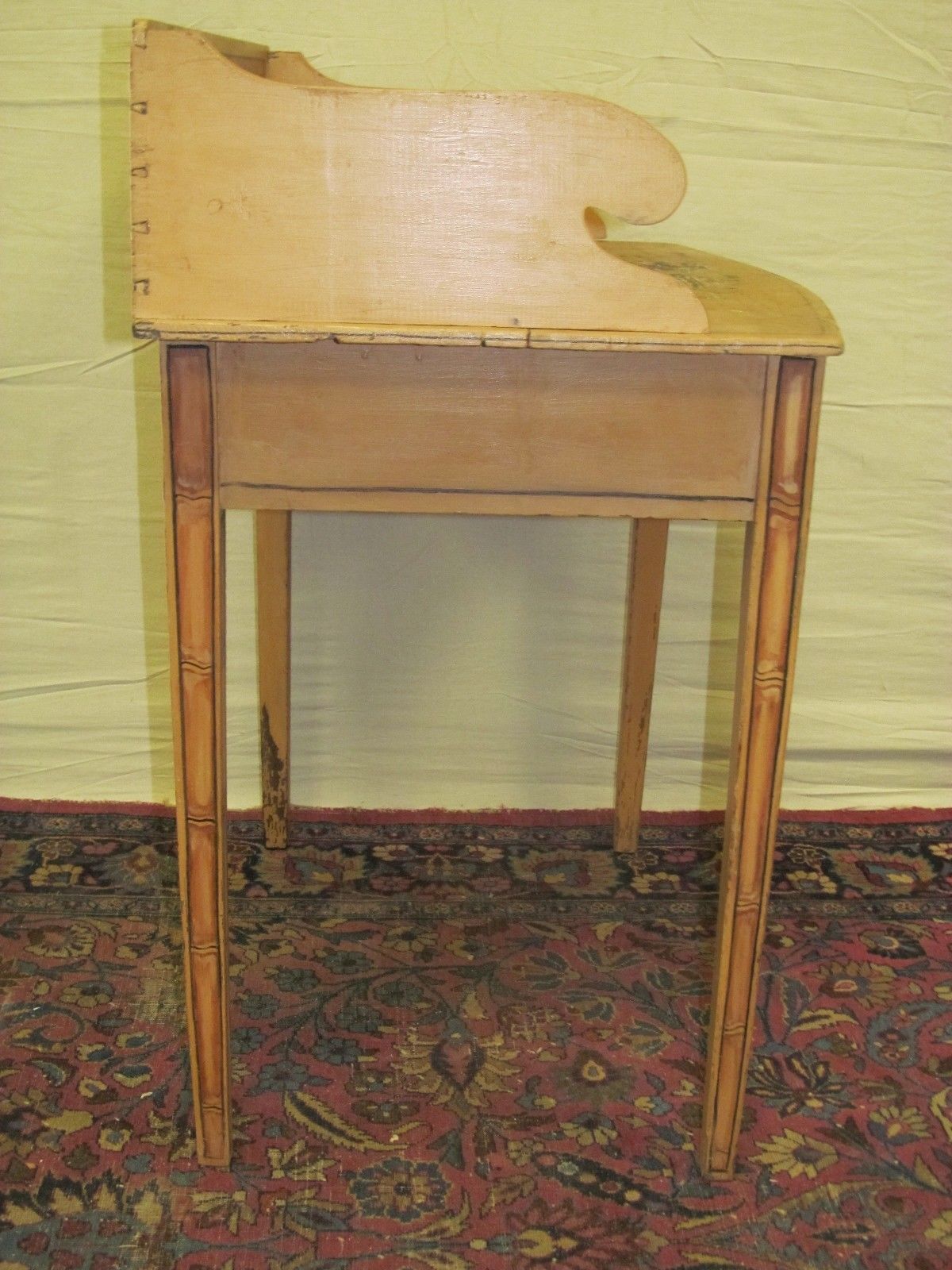 EARLY 19TH CENTURY HEPPLEWHITE RARE BAMBOO PAINTED WASH STAND